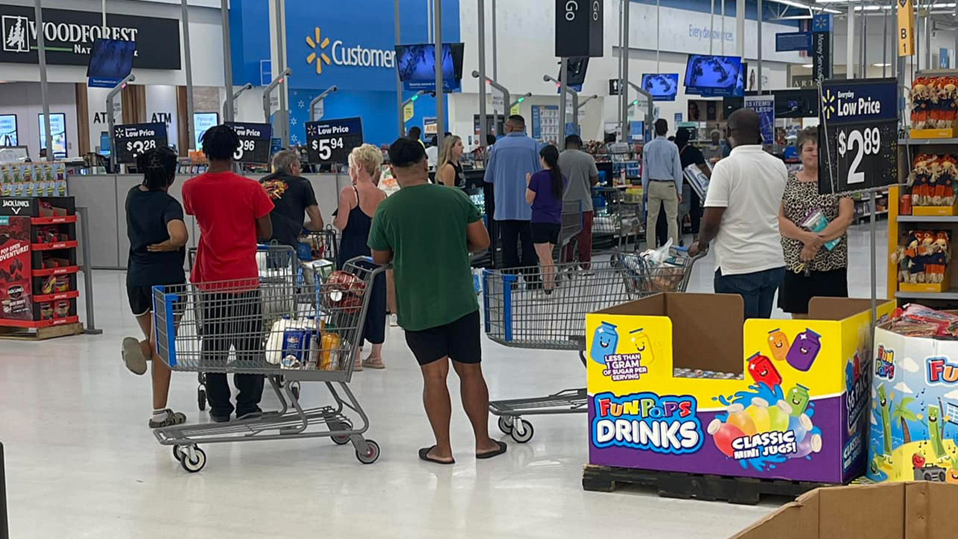 Gotta do better, blasts Walmart shopper who left a full cart of items at checkout  she ditched brand for Food Lion  The US Sun [Video]