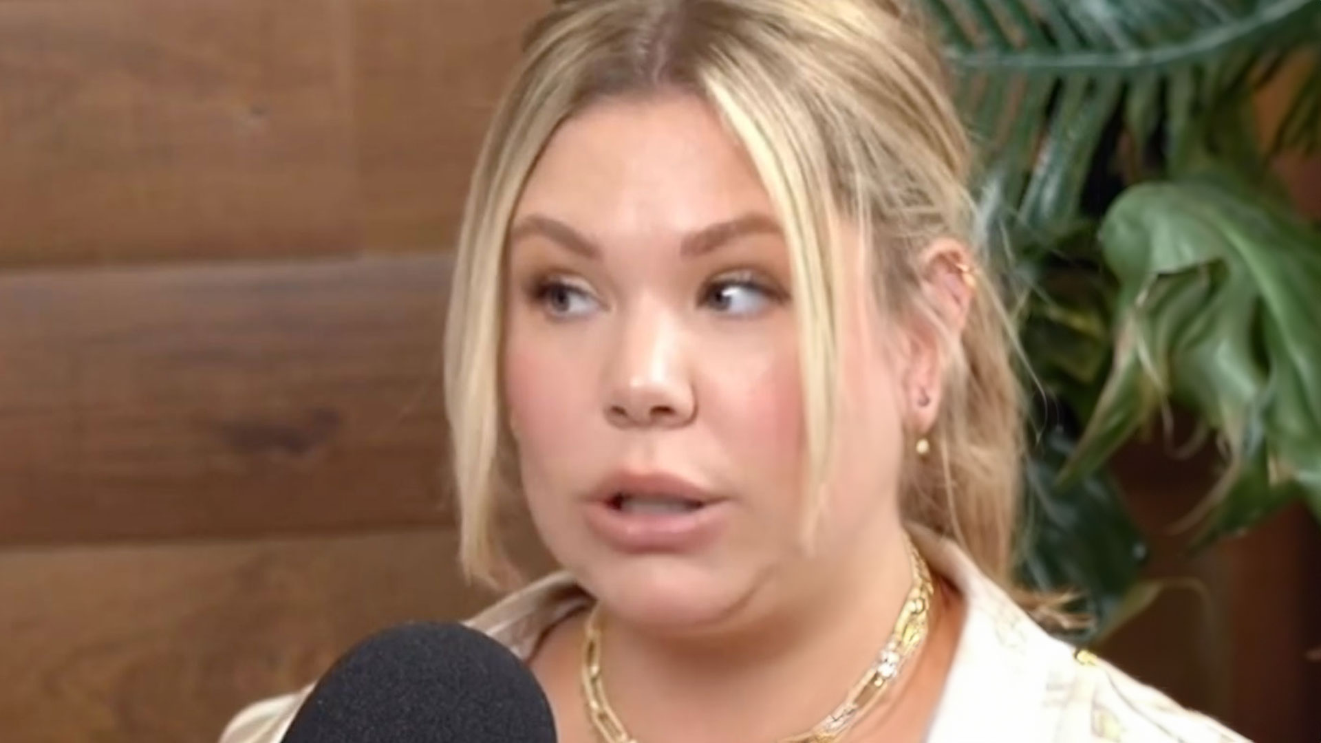 Teen Mom Kailyn Lowry reveals engagement to Elijah Scott after giving birth to twins and shows off her diamond ring [Video]