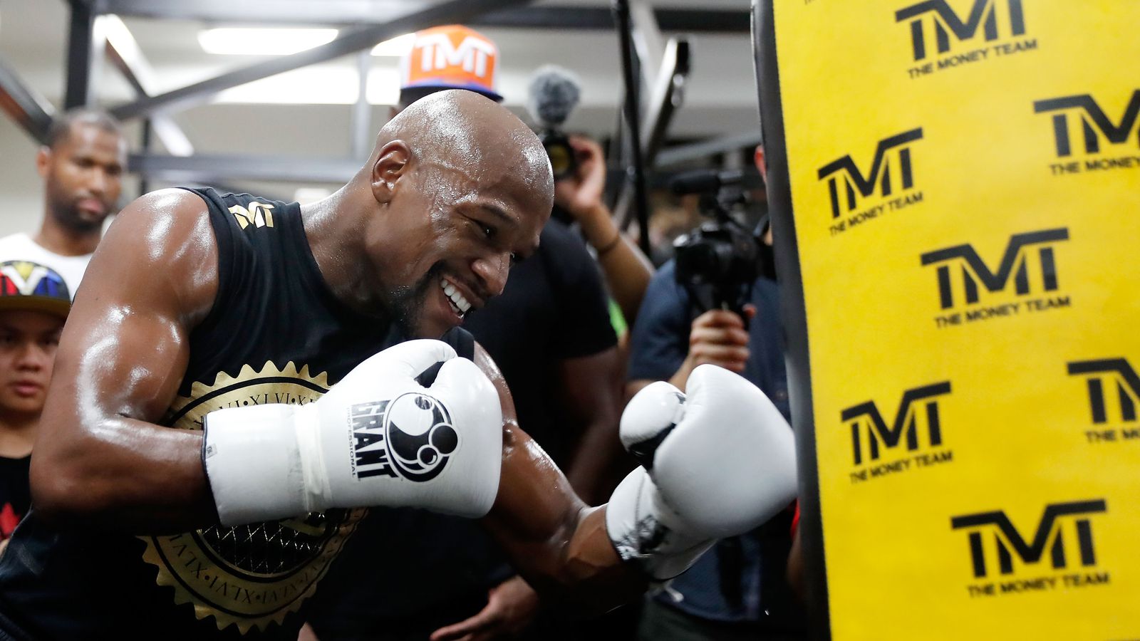 Floyd Mayweather vs John Gotti 2 open workout video stream, LIVE from Mexico