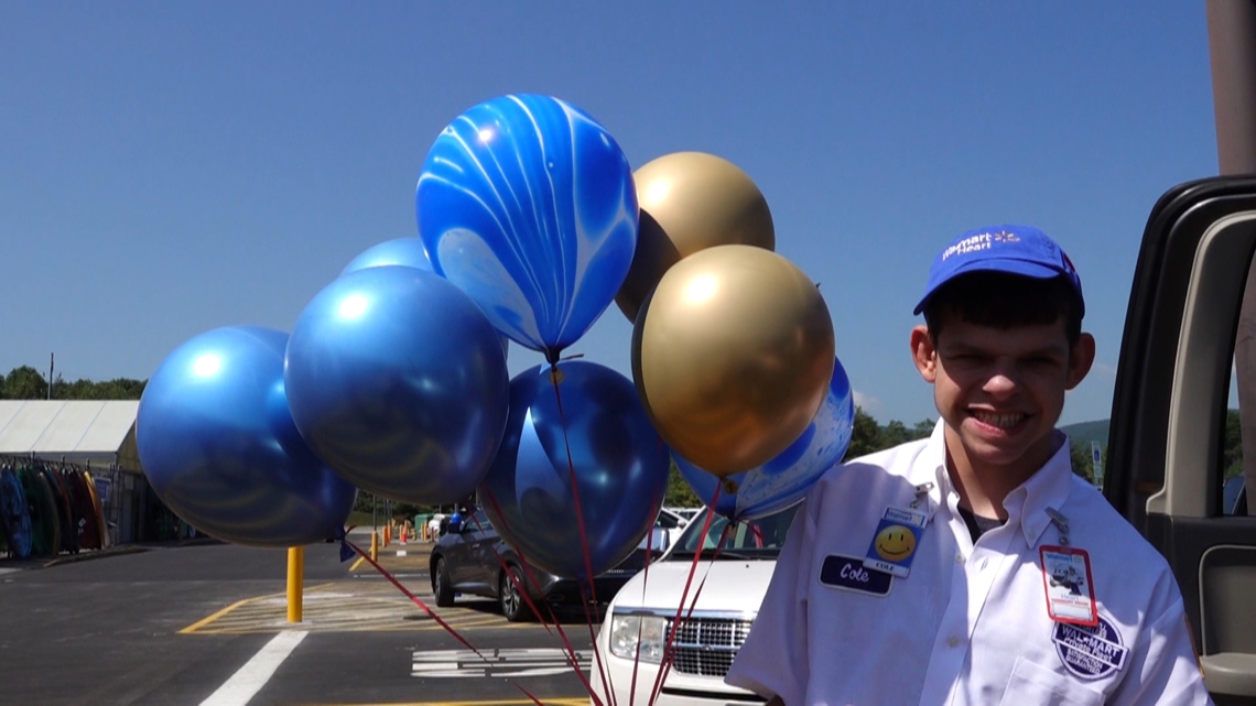 ‘Walmart Heart’ program celebrates Kingston boy with autism [Video]