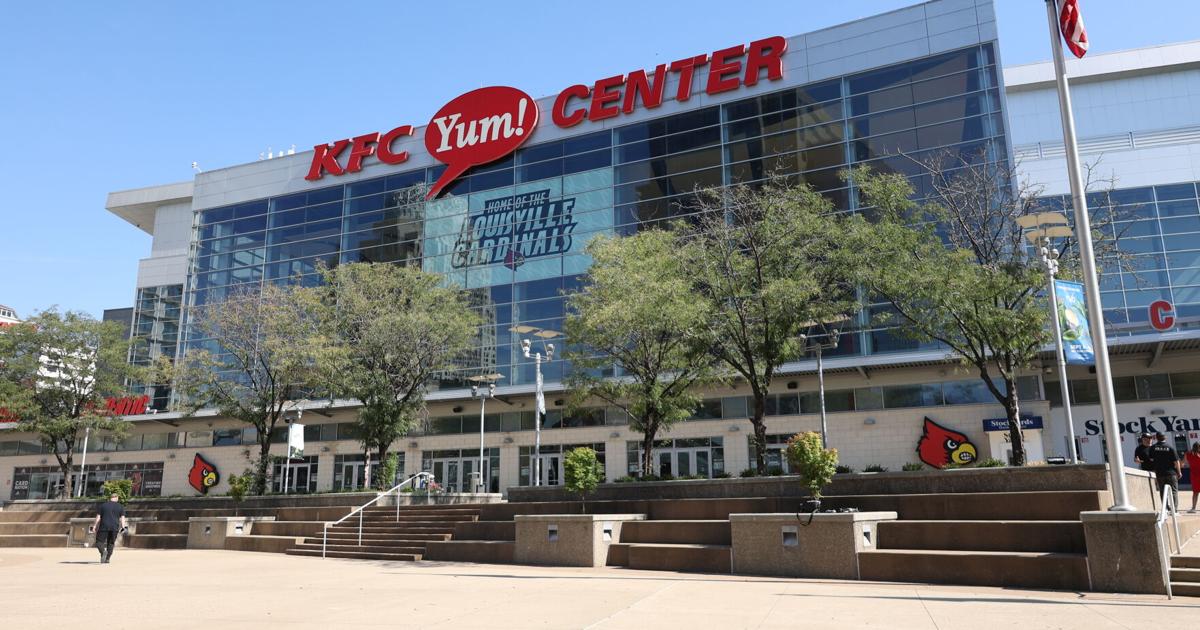 Former Louisville basketball star Russ Smith’s bourbon to be featured at KFC Yum! Center | News from WDRB [Video]