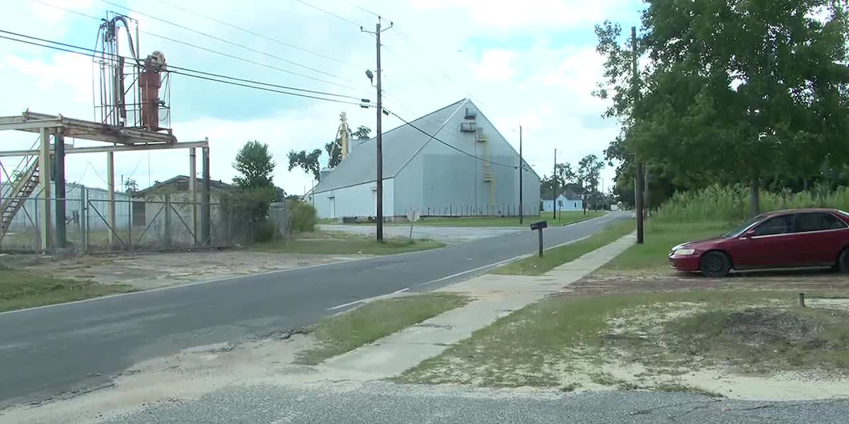 13-year-old charged with driving without a license after crash with bicyclist in Mitchell County [Video]