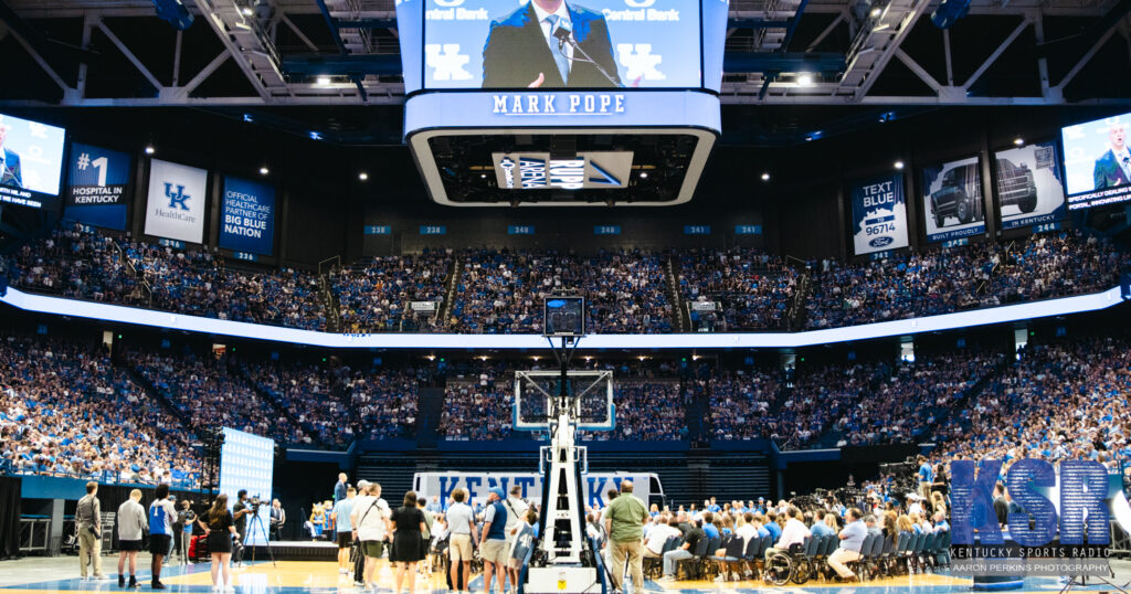 Kentucky owns best fanbase in college basketball, says NCAA.com [Video]