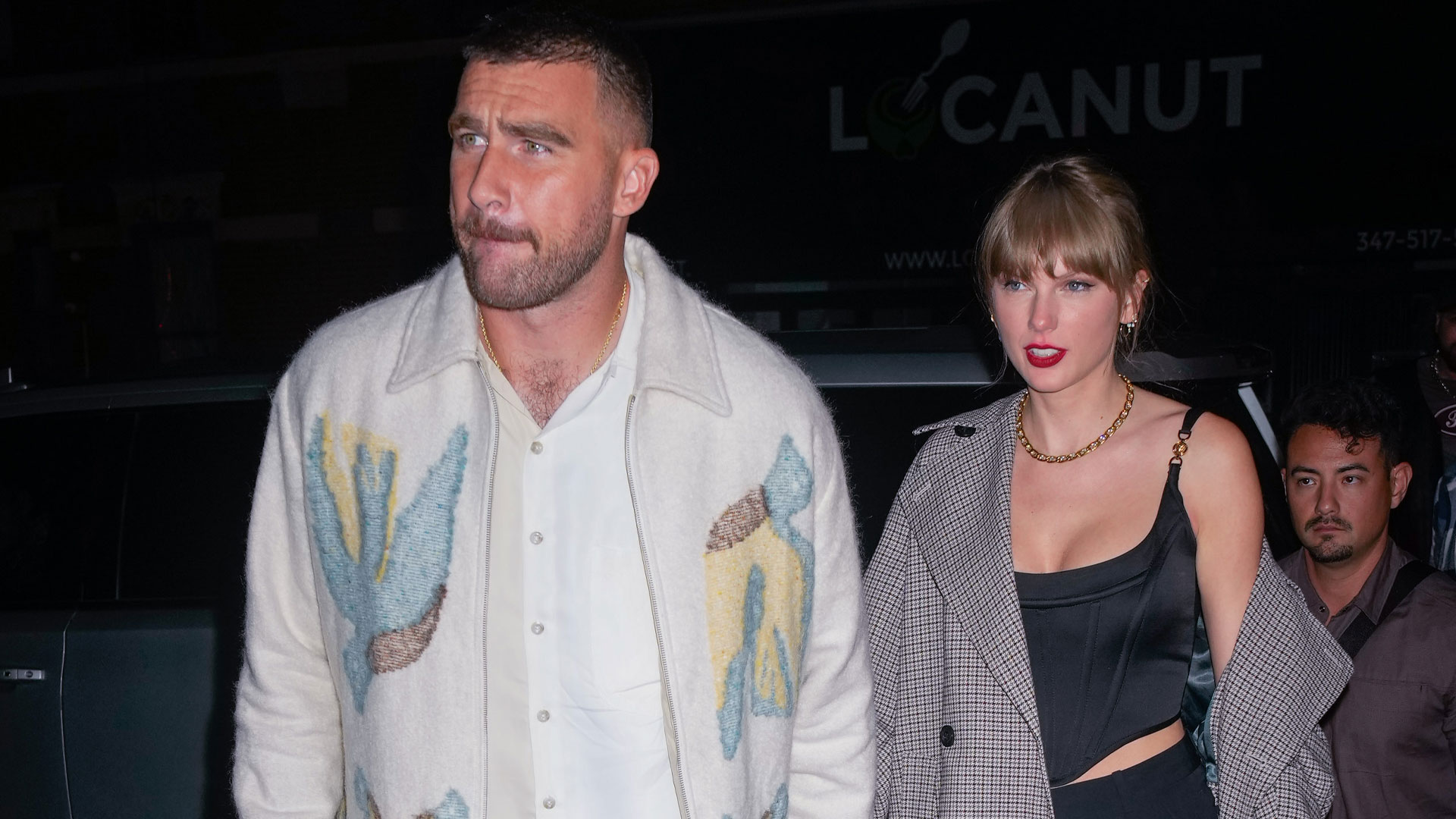 Travis Kelce engagement speculation fueled by NFL insider with cryptic live TV question about ring for Taylor Swift [Video]