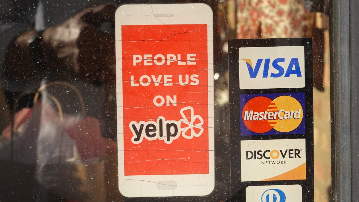 Yelp just slapped Google with a lawsuit. Heres why. [Video]