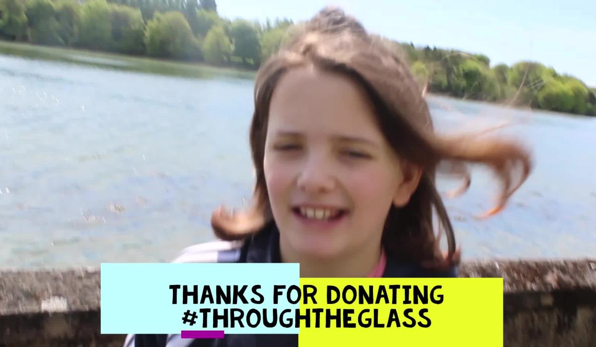 Longford people asked to take selfies with older people cocooning for #ThroughTheGlass fundraiser [Video]