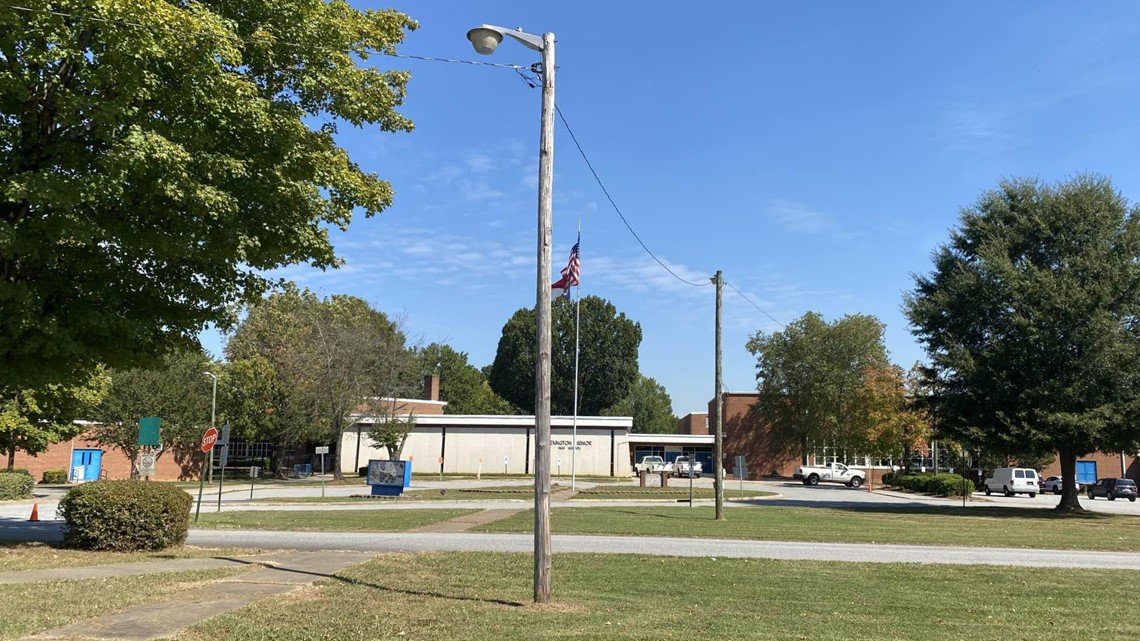 Lexington Senior High students let out early because of heat [Video]