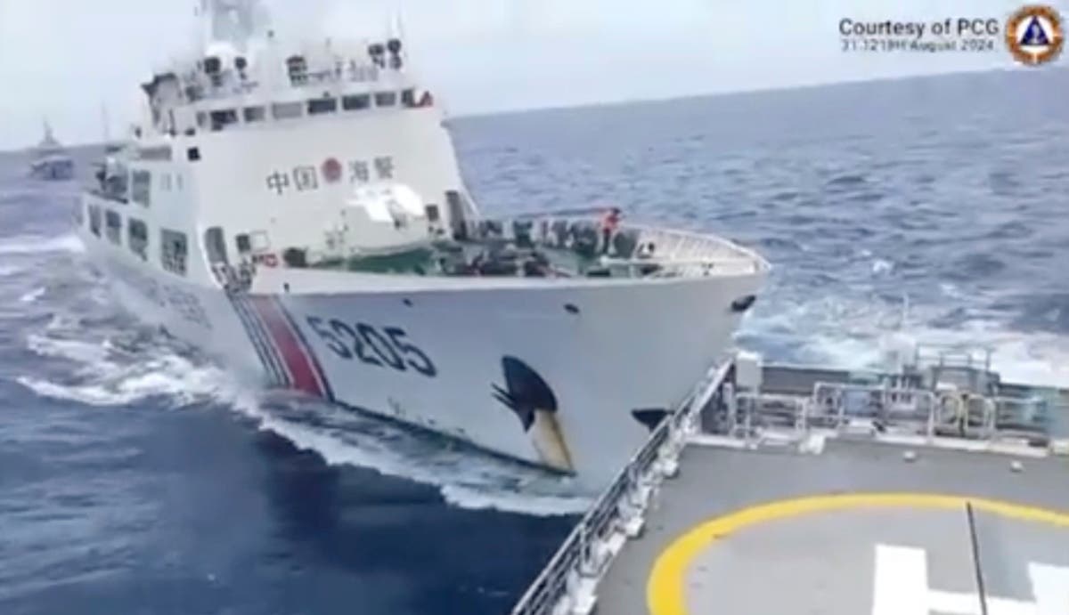 Beijing accuses Philippines of deliberately slamming its vessel in South China Sea [Video]