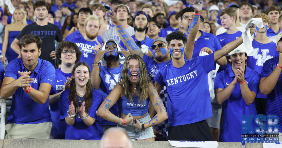 Stoops thanks fans for waiting through weather delays: “That was truly amazing” [Video]