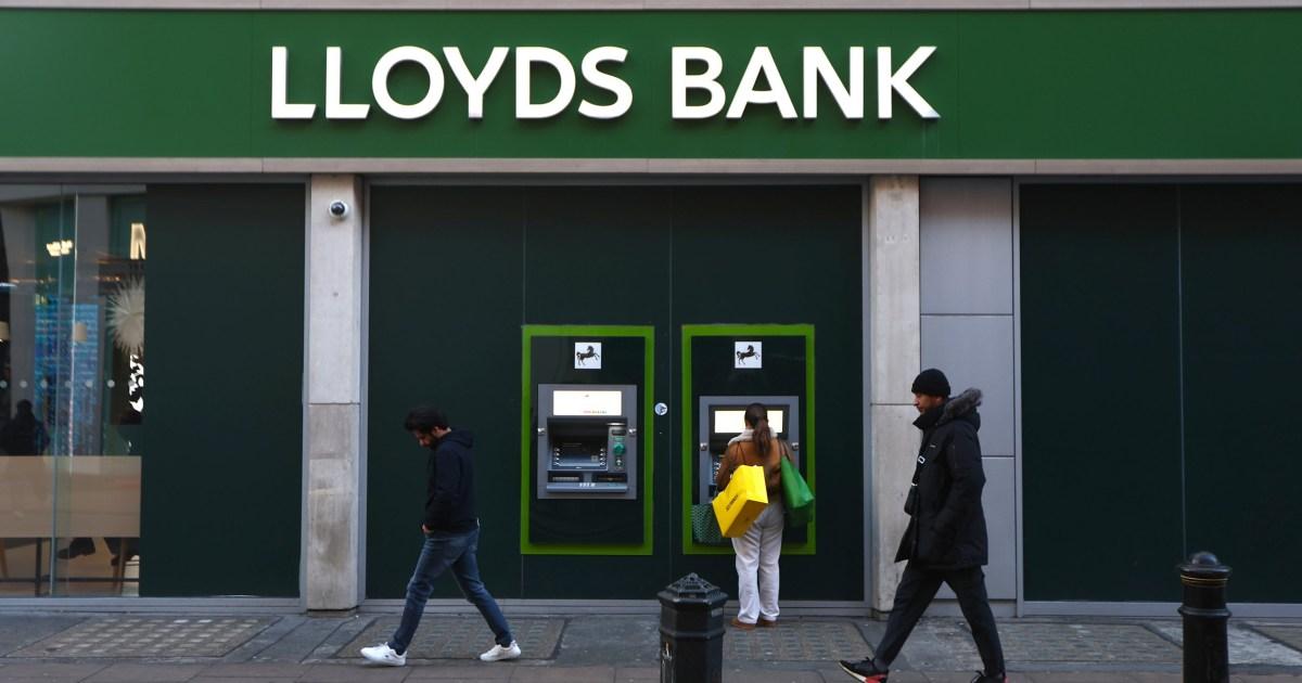 Lloyds banking app goes down leaving customers unable to see transactions | Tech News [Video]