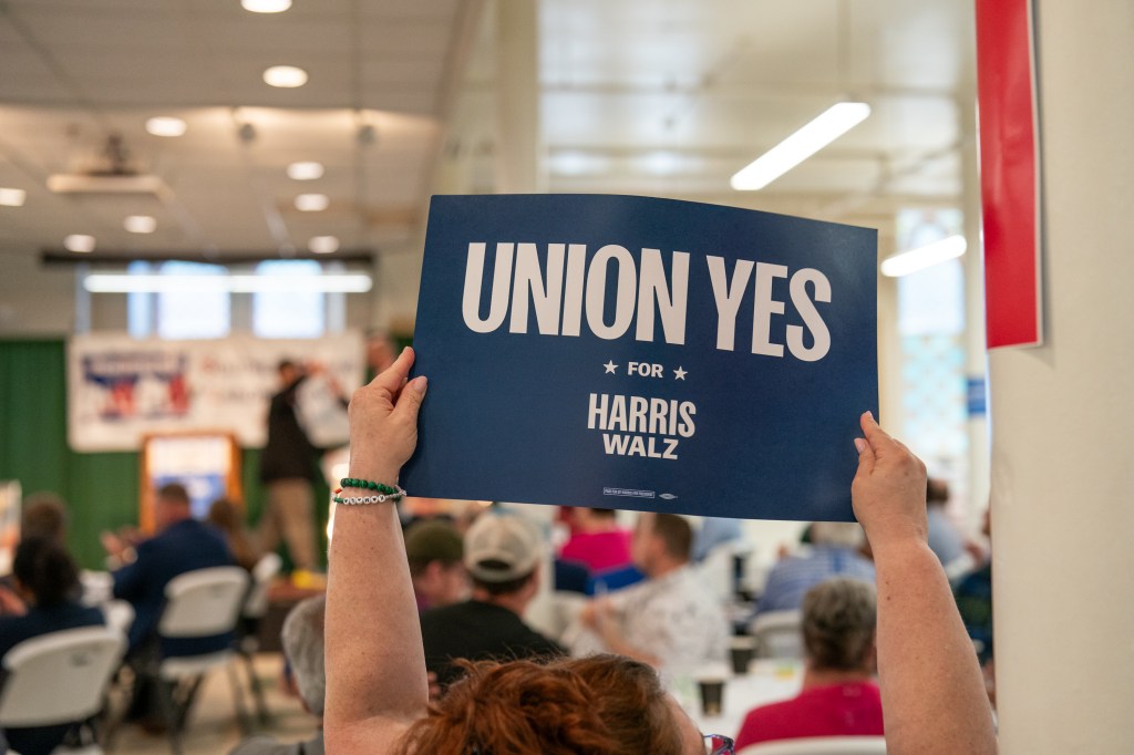 Maine unionists urge workers to vote for Harris at annual Portland breakfast [Video]