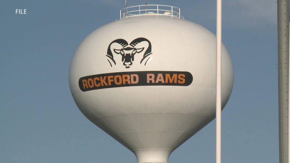 Gun recovered from driveway at Rockford Public Schools [Video]