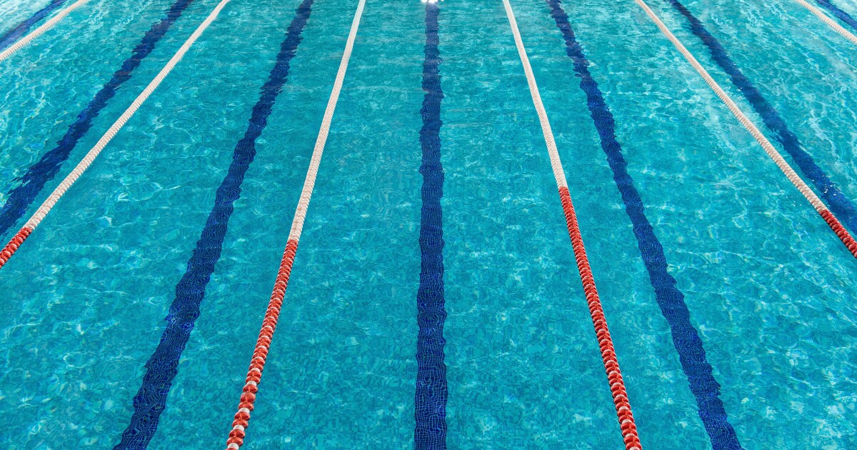 Take a dip at these Tucson pools staying open into the fall [Video]