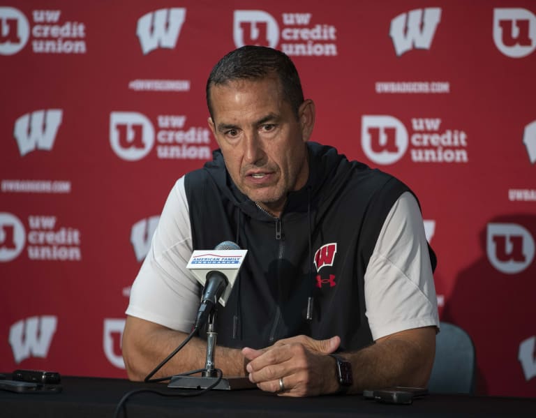 Luke Fickell discusses Week 1 win, Aaron Witt and more [Video]