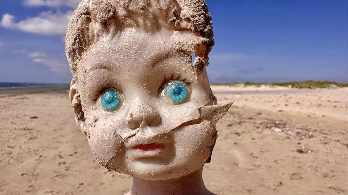 Beachcombing turns up weird finds on Texas beaches | PHOTOS [Video]