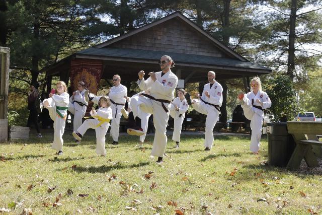 Blue Wave Spirit to Host “Kicking in the New Year” Martial Arts Training in Alton [Video]