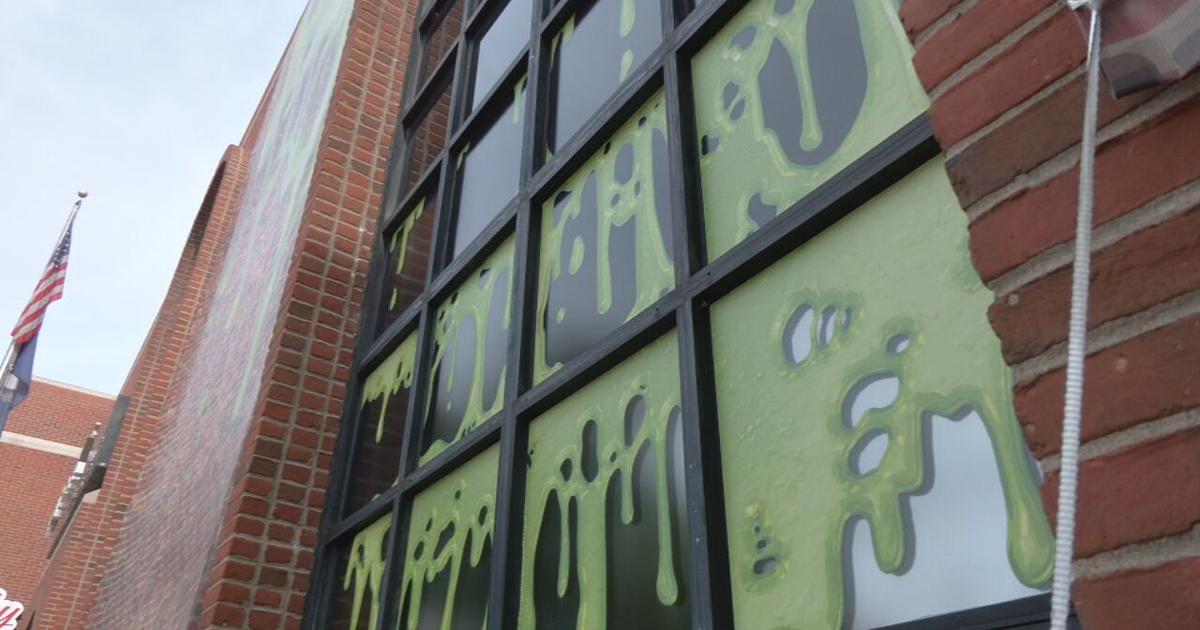 Halloween spirit oozes over Portland neighborhood as Kentucky Lottery building gets slimed | News from WDRB [Video]