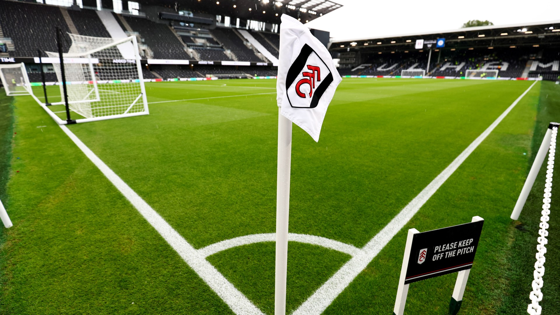 Fulham in storm over new sponsor IUX after fake profiles of company’s ’employees’ discovered on LinkedIn [Video]