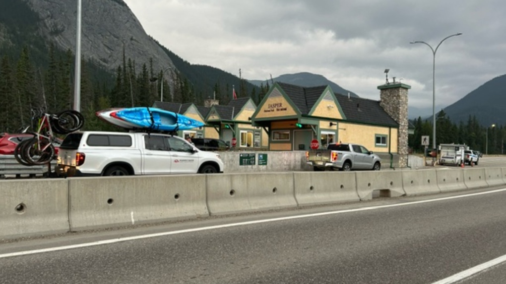 Jasper evacuees hoping to come home [Video]