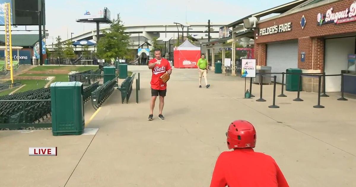 Marc plays catch with Carter | [Video]