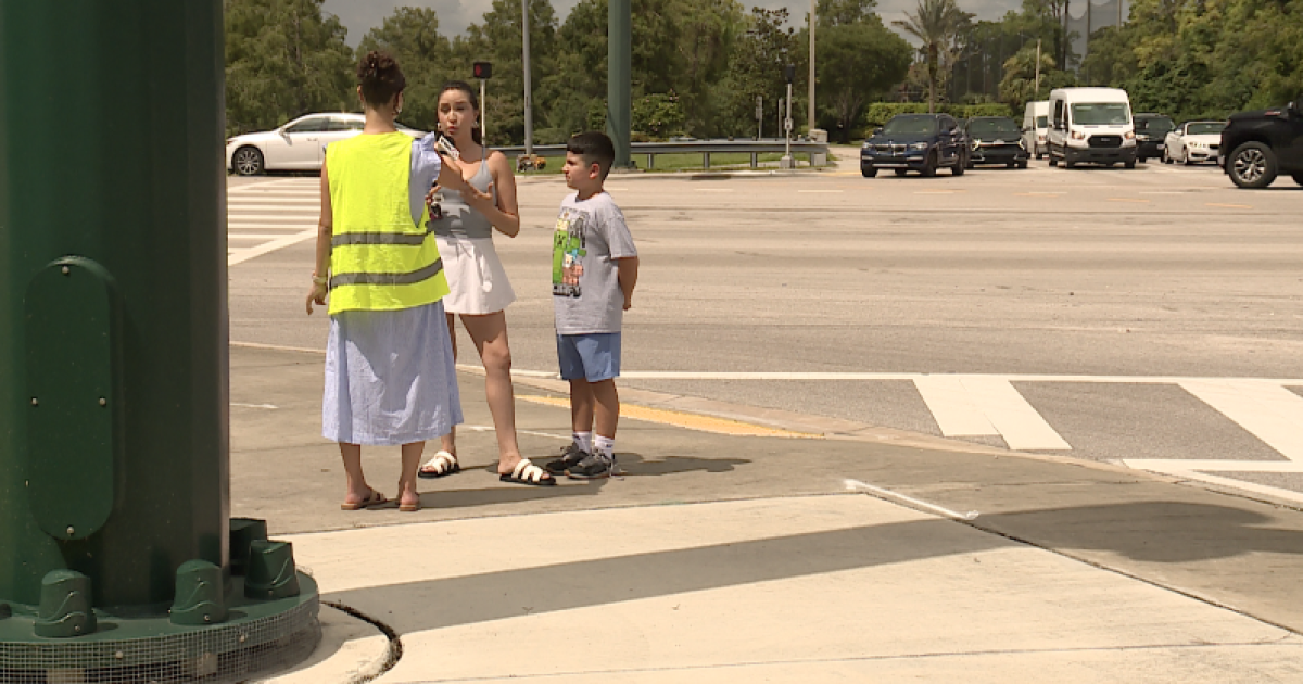 1,000+ SIGNATURES in 24 HRS: Community demands safer roads after deadly crash [Video]