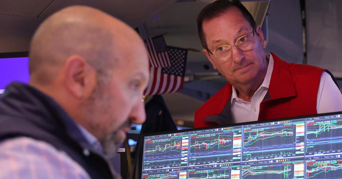 Stocks plunge, with the S&P 500 ending its worst week since March 2023 [Video]