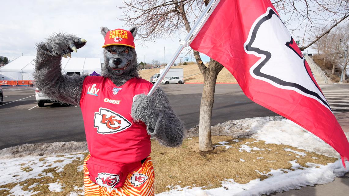 KC superfan ChiefsAholic sent to prison for bank robberies [Video]