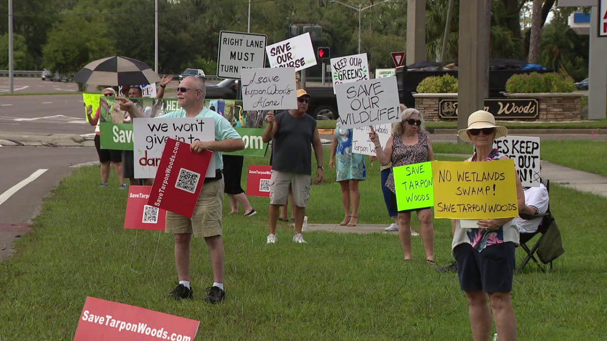 Tarpon Woods residents bring golf course concerns to Pinellas commissioners [Video]