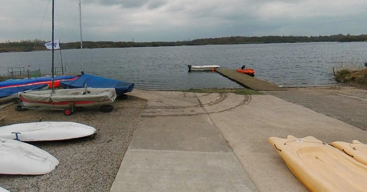 Boy, 15, dies after struggling in water at Wigan beauty spot | UK News [Video]