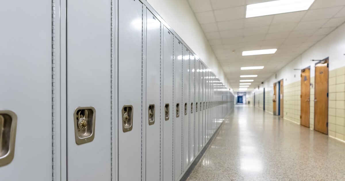 Several New Jersey schools close after online threat, 2 suspects in custody [Video]