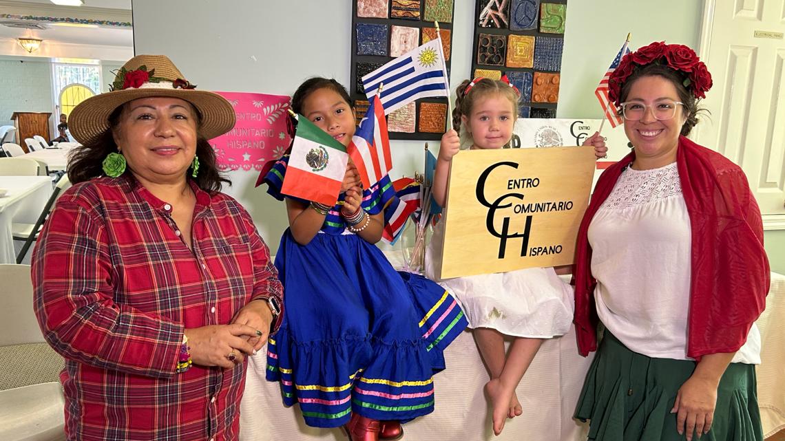 Hispanic Community Center holds Hispanic independence event [Video]