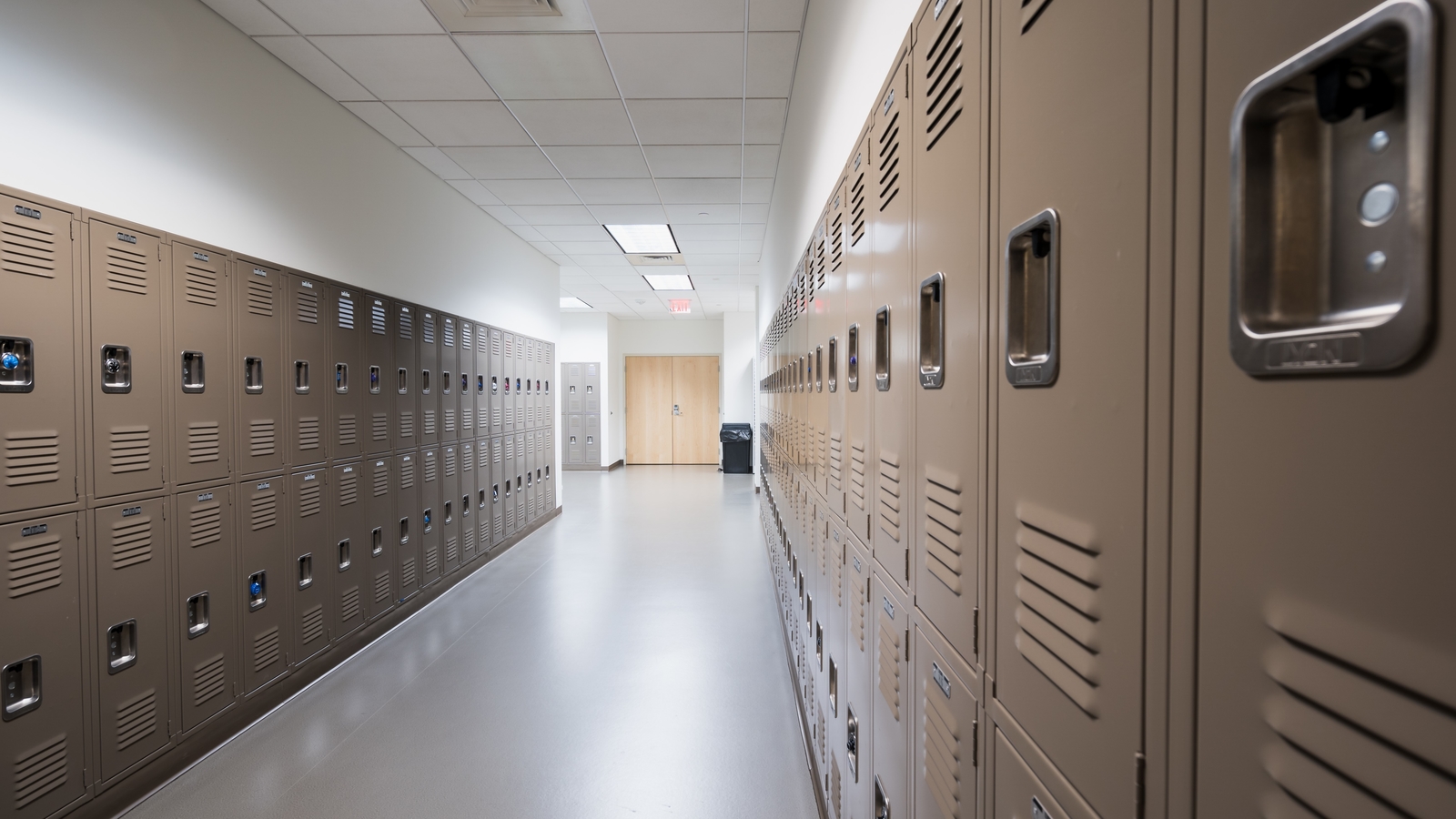 4 suspects in custody after threats made to several New Jersey schools; Woodbury and Deptford school districts closed [Video]