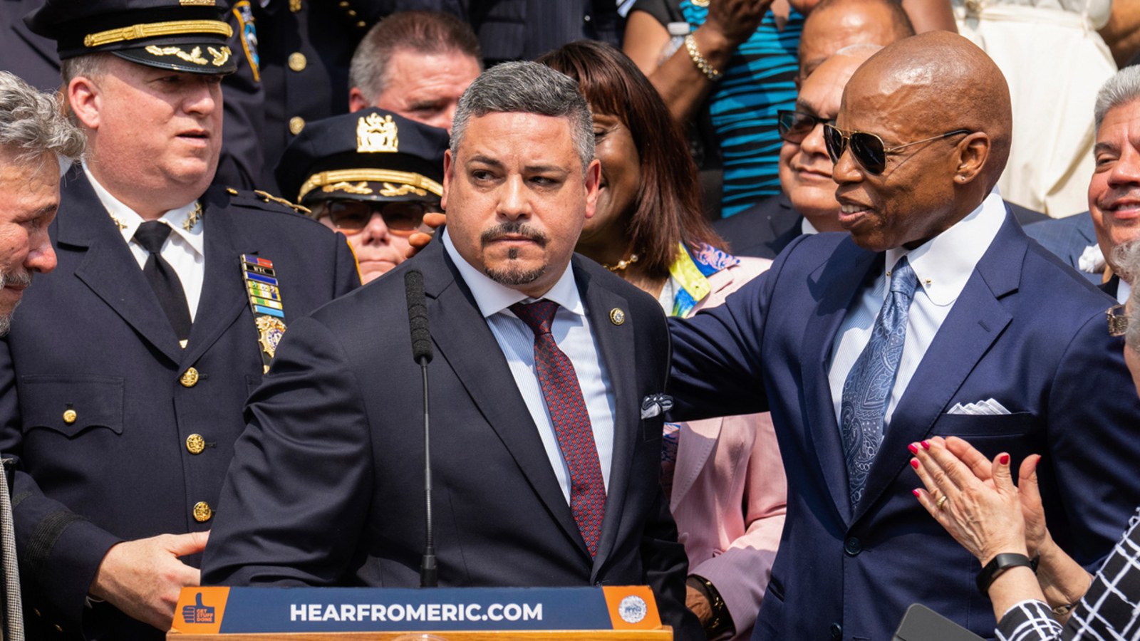 City Hall denies report Mayor Eric Adams wants NYPD Commissioner Caban to step aside amid FBI probe into administration [Video]