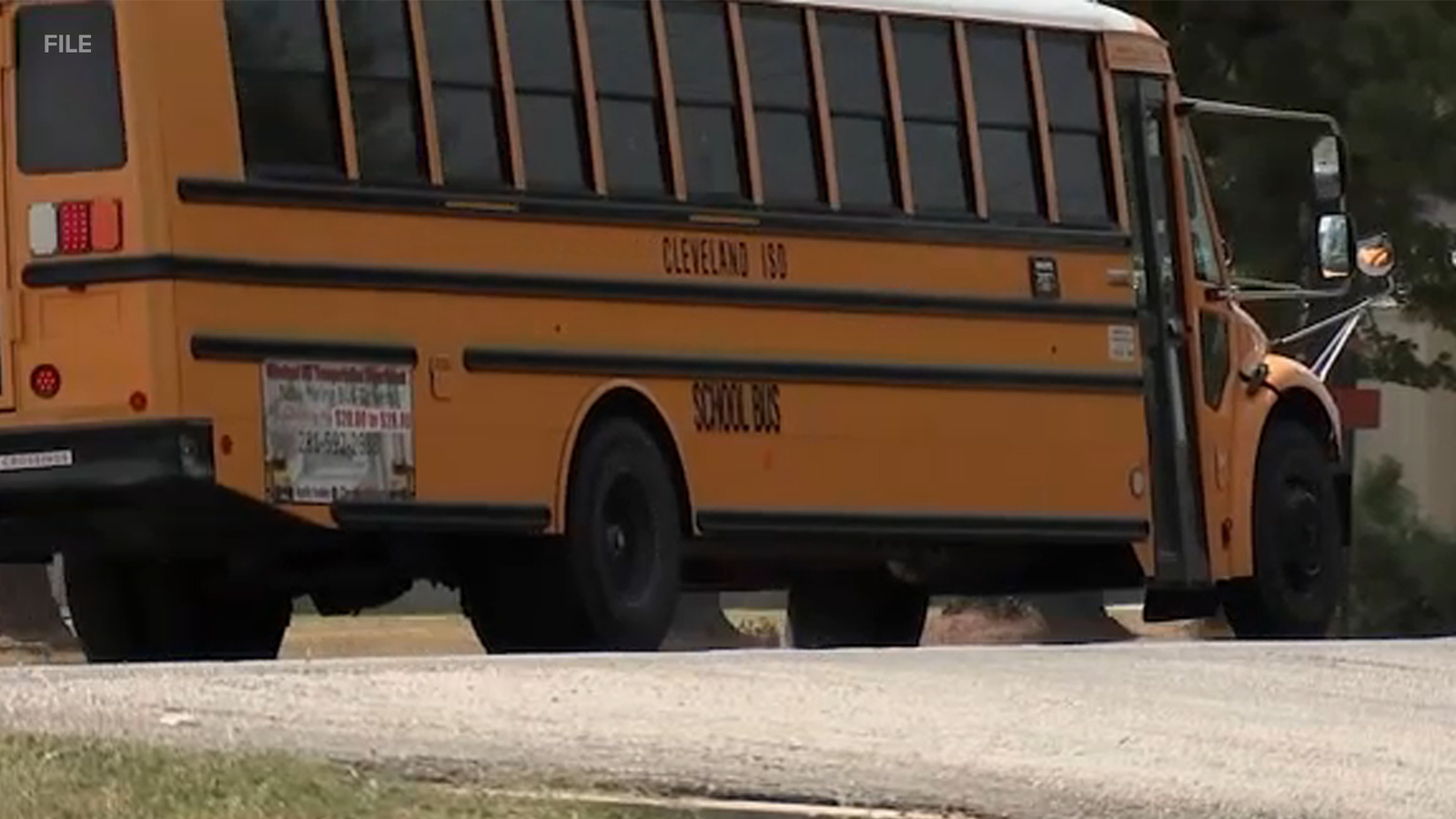 Middle school student arrested and expelled after making school shooting threat on social media, Cleveland ISD says [Video]