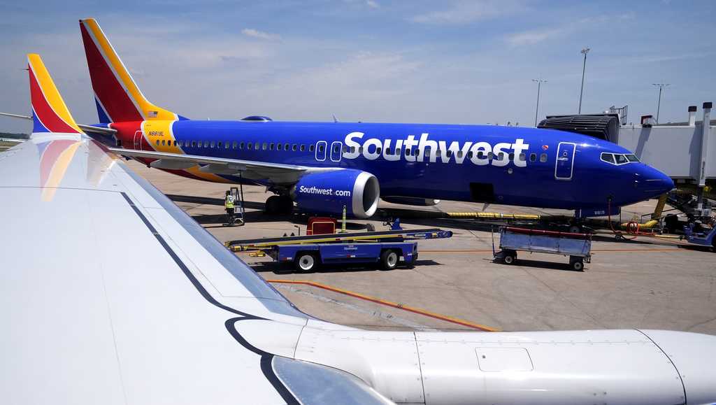 Southwest Airlines under pressure from a big shareholder shakes up its board [Video]