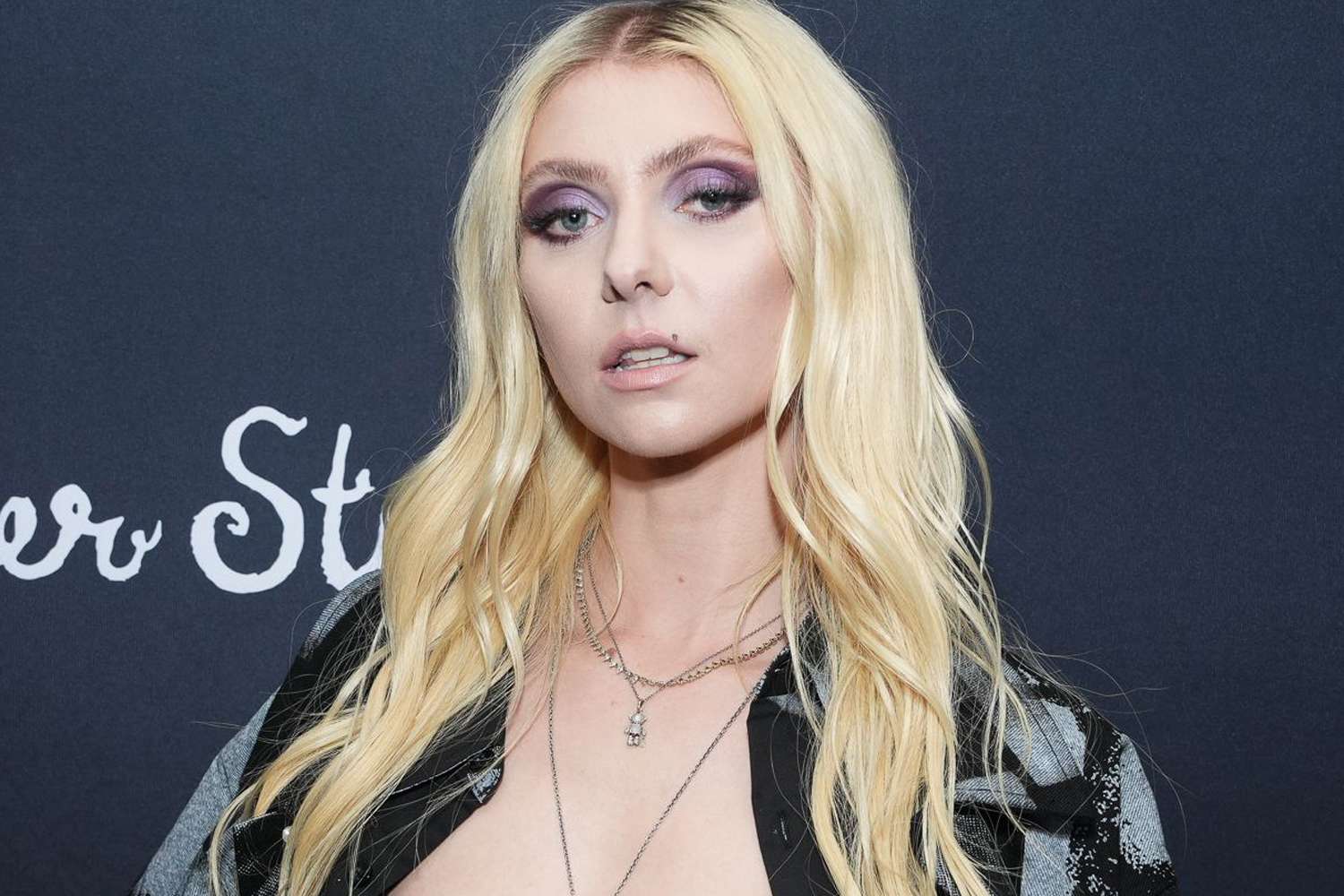 Taylor Momsen Goes Topless and Rocks NSFW Pasties at New York Fashion Week [Video]