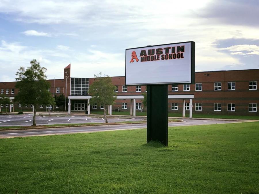 Austin Middle Schooler facing discipline following threat, school system says [Video]