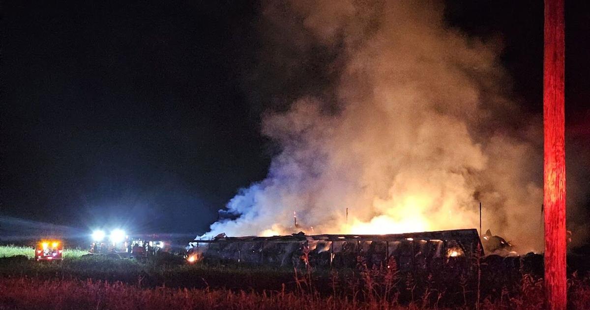 Crews respond to late-night barn fire in New Harmony | Indiana [Video]