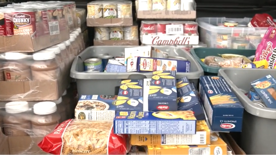 1,500+ lbs. of food donated to Helping Hand by Waves of Praise Gospel Fest attendees [Video]