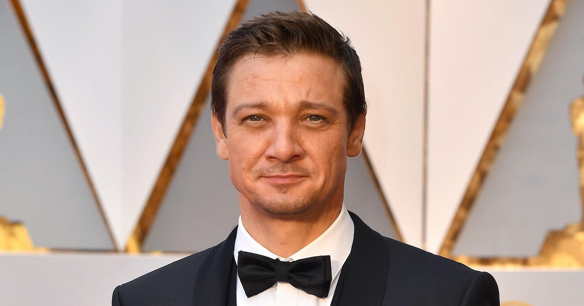 Jeremy Renner Flees His Home Amidst Devastating Wildfires [Video]