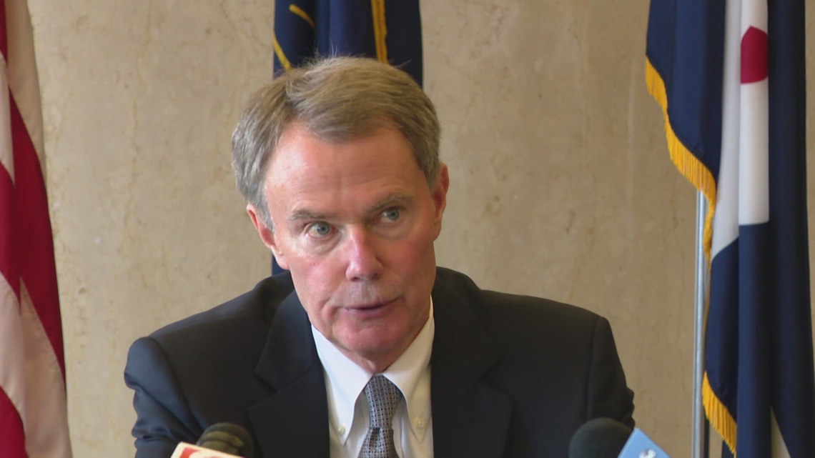 Indy Mayor Joe Hogsett addresses handling of harassment claims [Video]