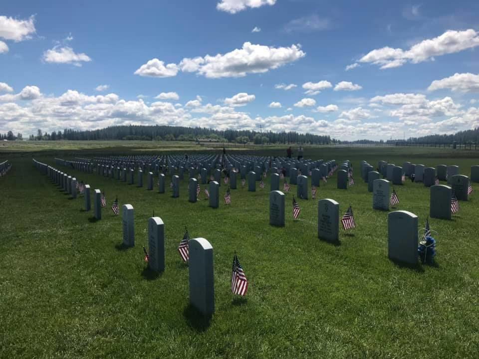 Service held to honor unclaimed veterans in Medical Lake [Video]