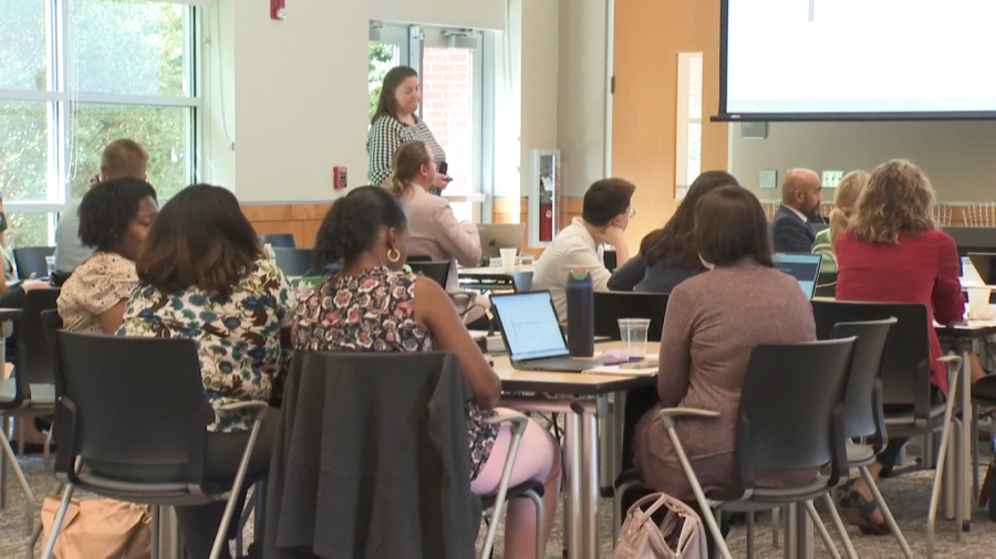 Parents, educators, health experts, lawmakers, others discuss cell phone use at NC schools [Video]