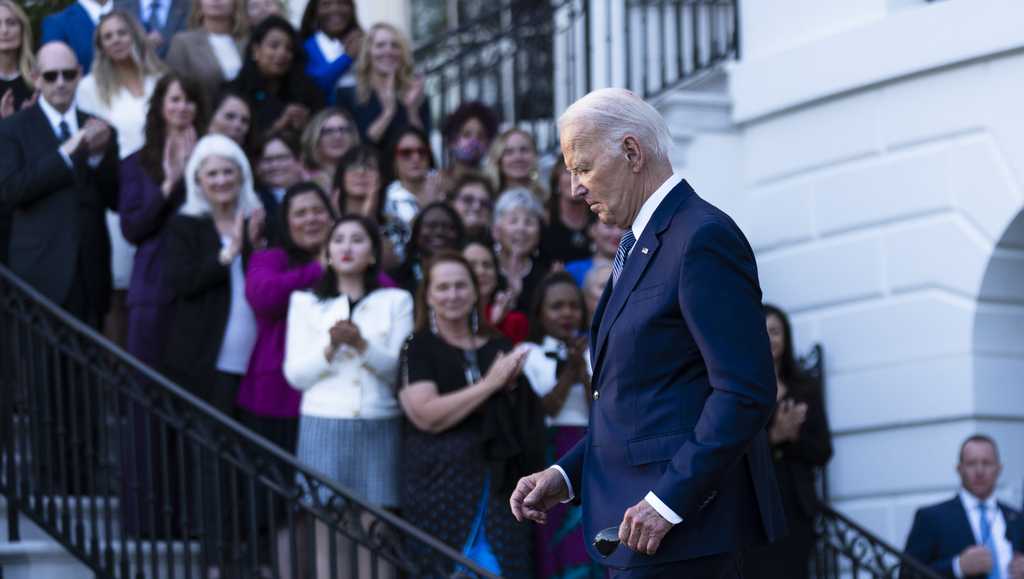 Biden calls Violence Against Women Act proudest legislative achievement [Video]