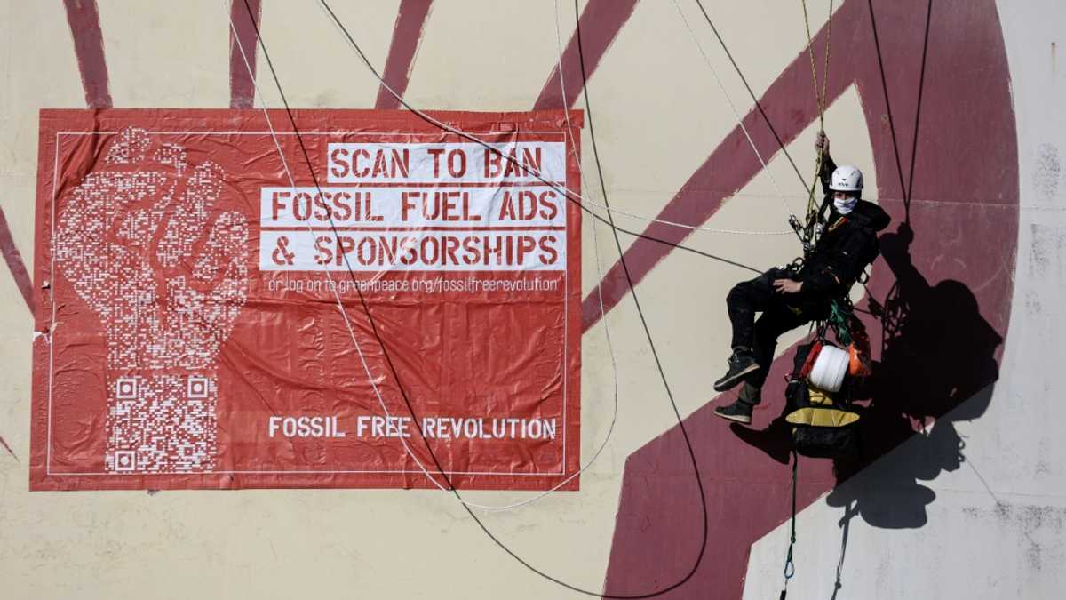 The Hague to ban fossil fuel ads [Video]