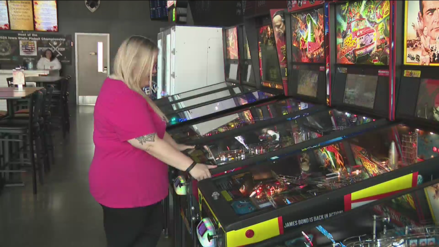 Community Pinball Day brings together local ballers [Video]