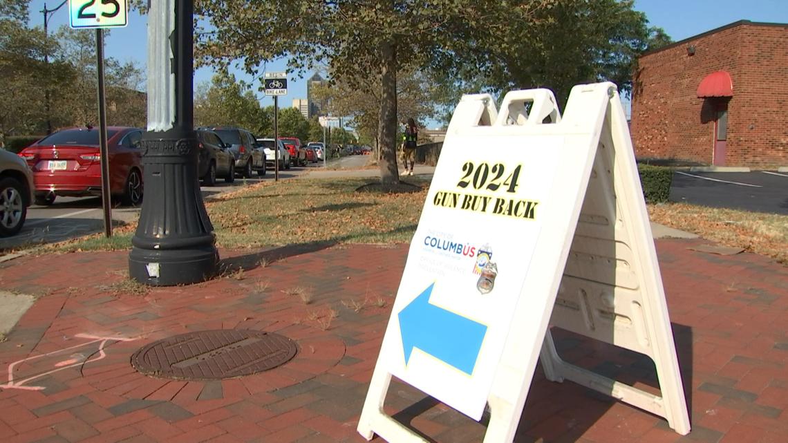 Columbus police hold gun buyback [Video]