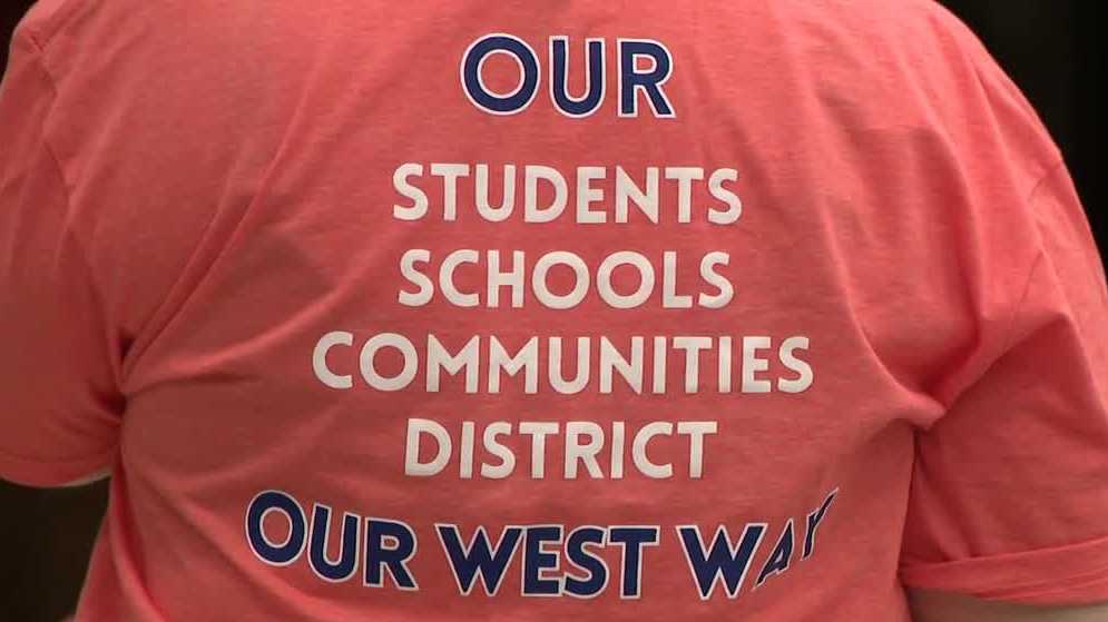 West Allis-West Milwaukee school leaders looking for pay raises and better conditions for students [Video]