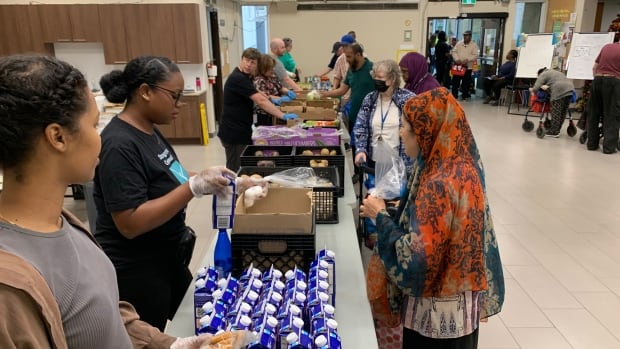 At this food bank, you can get produce, test your blood sugar and get a specialist referral [Video]