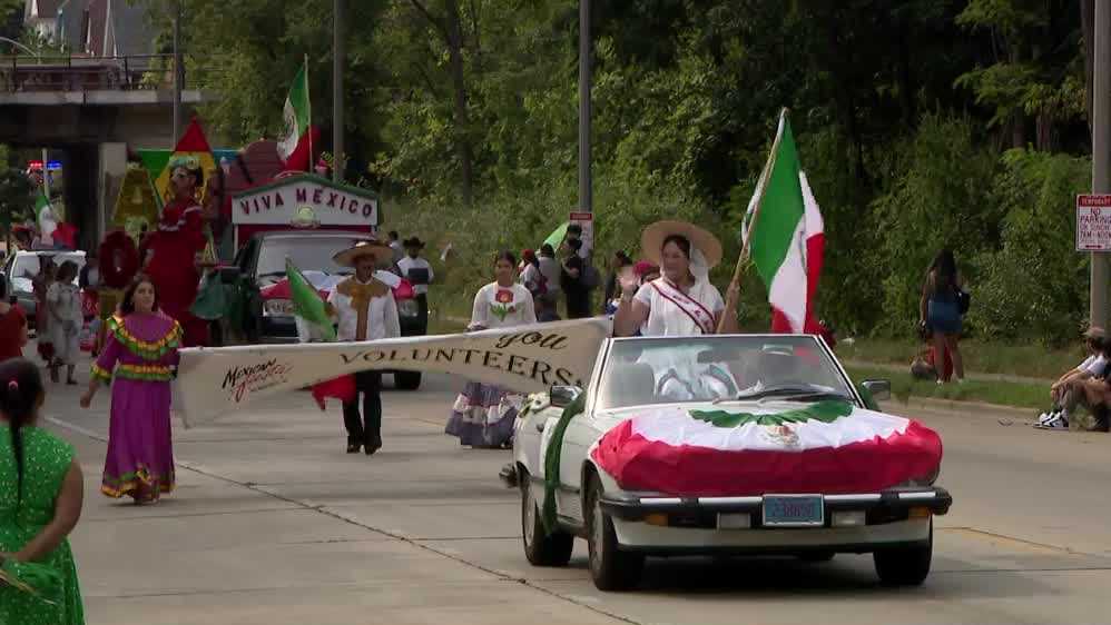 Dozens lined streets for annual Mexican Independence Day Parade [Video]